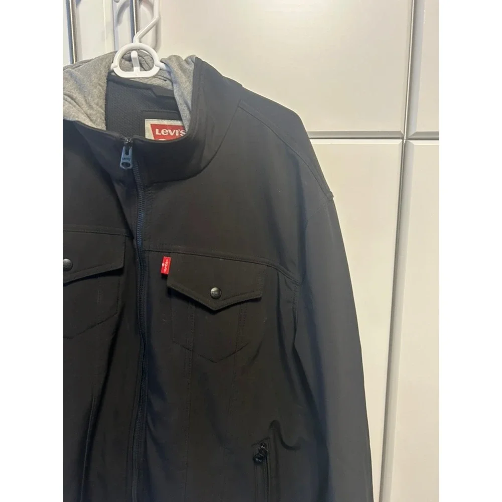 Levis Mens Black Softshell Hooded Jacket‎ Full Zip Windbreaker Coat Large